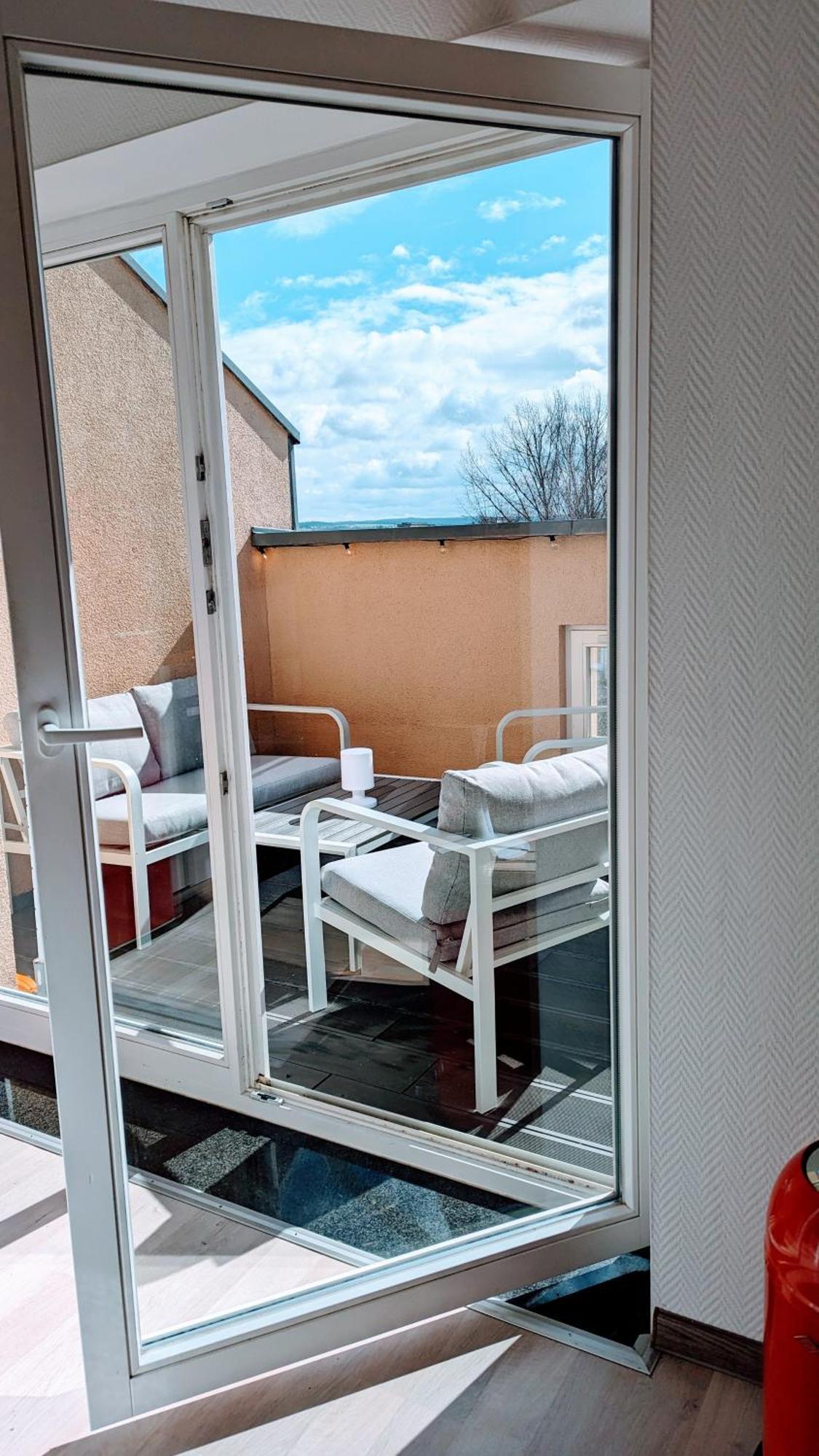 Rooftop Art Apartment, E-Roller,Ausblick,Wlan,Tv Chemnitz Eksteriør billede